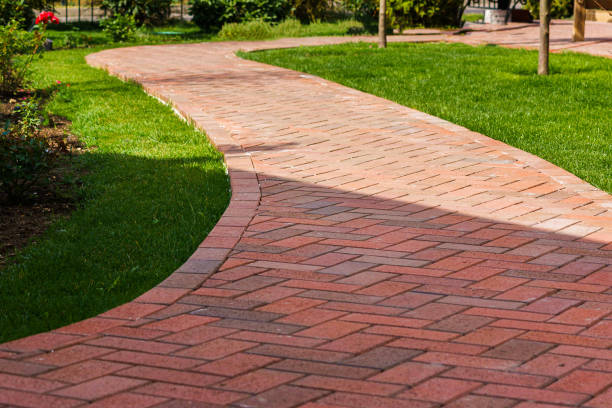Best Affordable Driveway Paving  in Wenatchee, WA